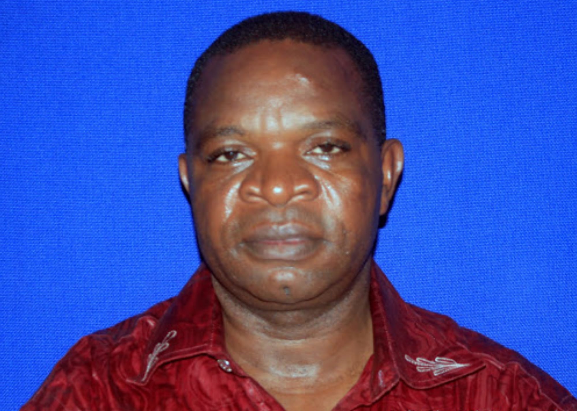Pour besoin du buzz :  Trois Députés Nationaux de Kinshasa livrent Michel Nsomue à la vindicte populaire !