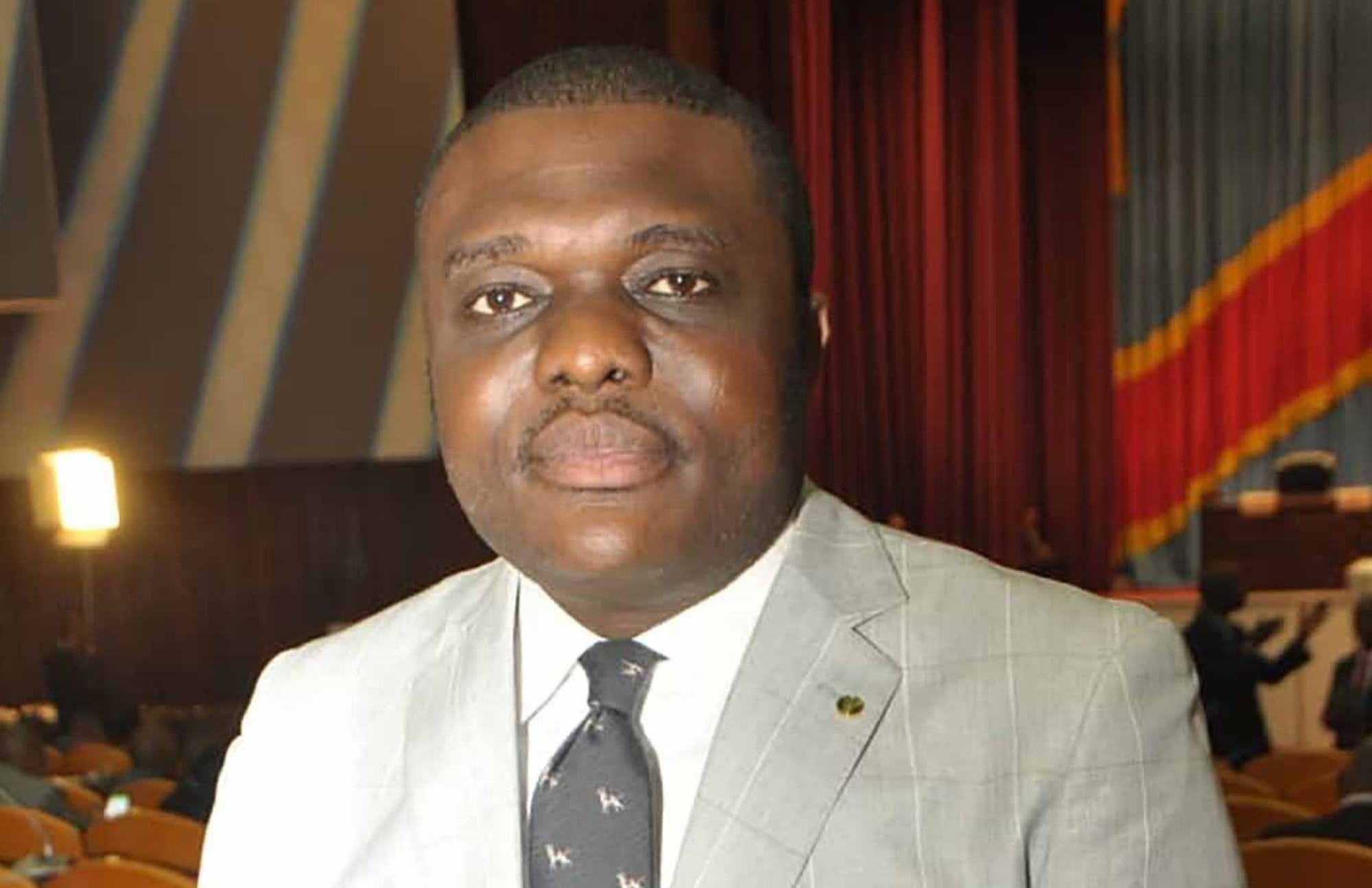 Plainte contre le Président honoraire Joseph Kabila :  Le Député Auguy Kalonji exige le respect au Raïs Joseph Kabila à l’Evêque Mukuna !
