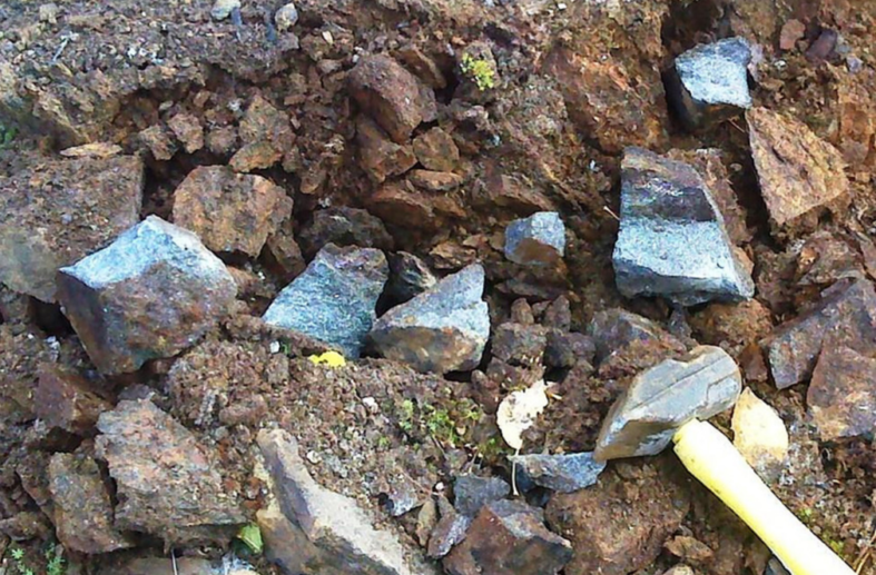 A QUI PROFITE LE COBALT DE LA RDC ?
