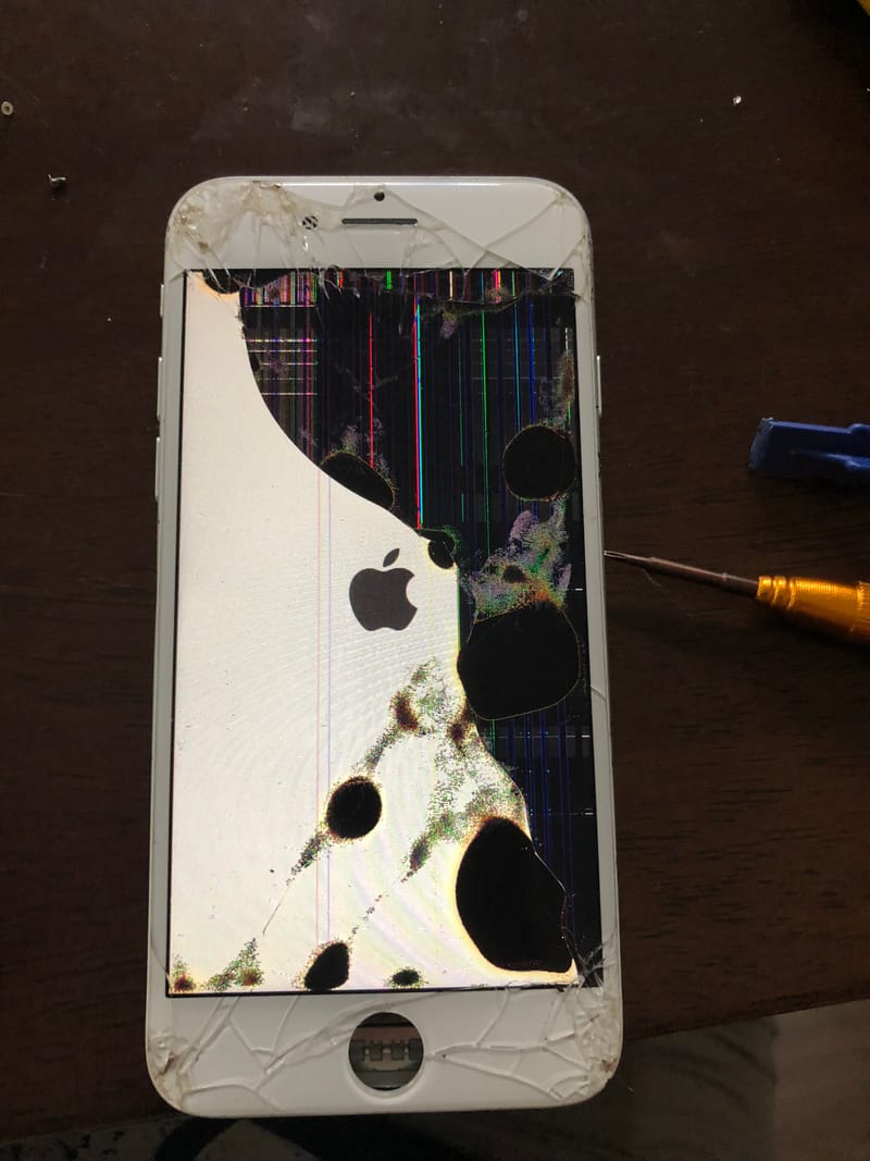 iPhone screen repairs