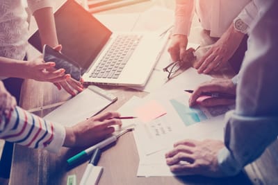 Why You Should Enroll into an Internet Marketing Course