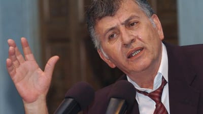 قصيدة تعالي لنرسم معاً قوس قزح / سميح القاسم