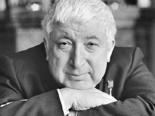 قصيدة العاديّون‏ / رسول حمزتوف