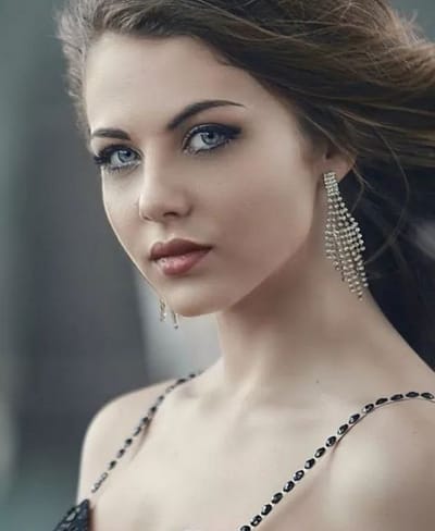 جنون الراوية / محمد العودات