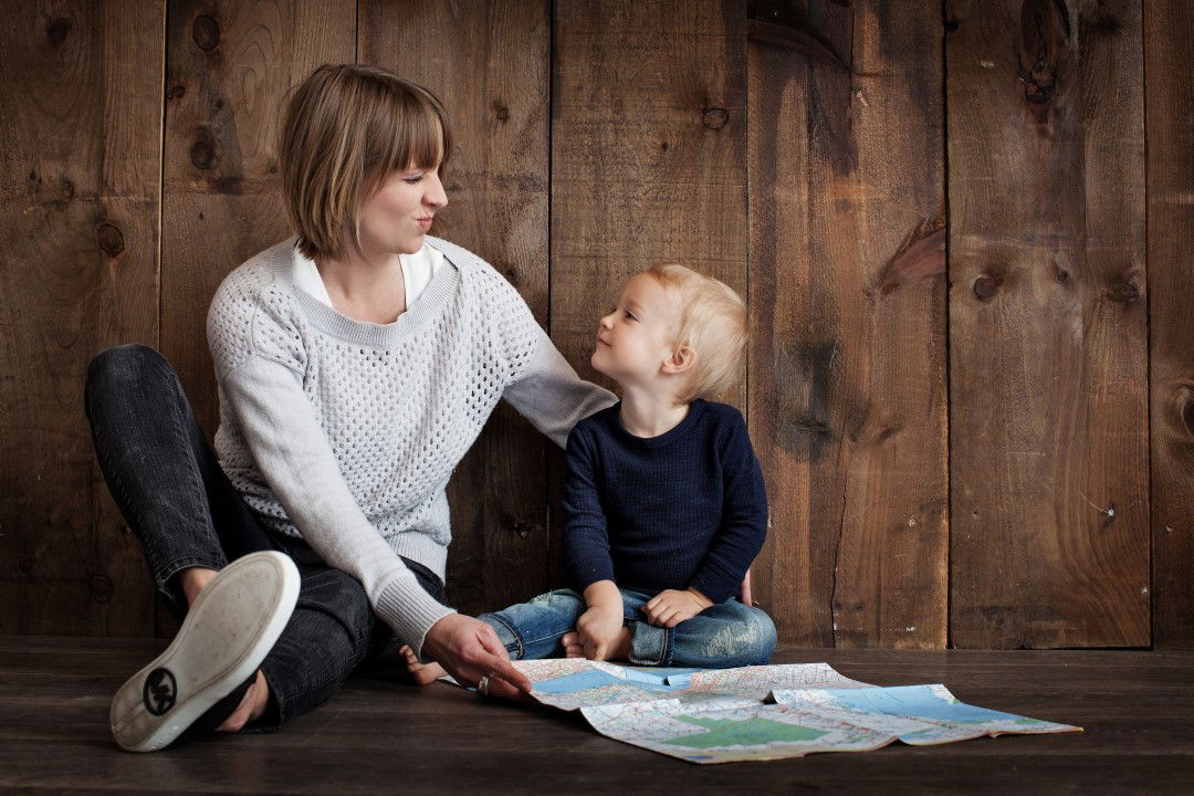 A Smarter Way for Stay-at-Home Moms to Network Back into the Workforce
