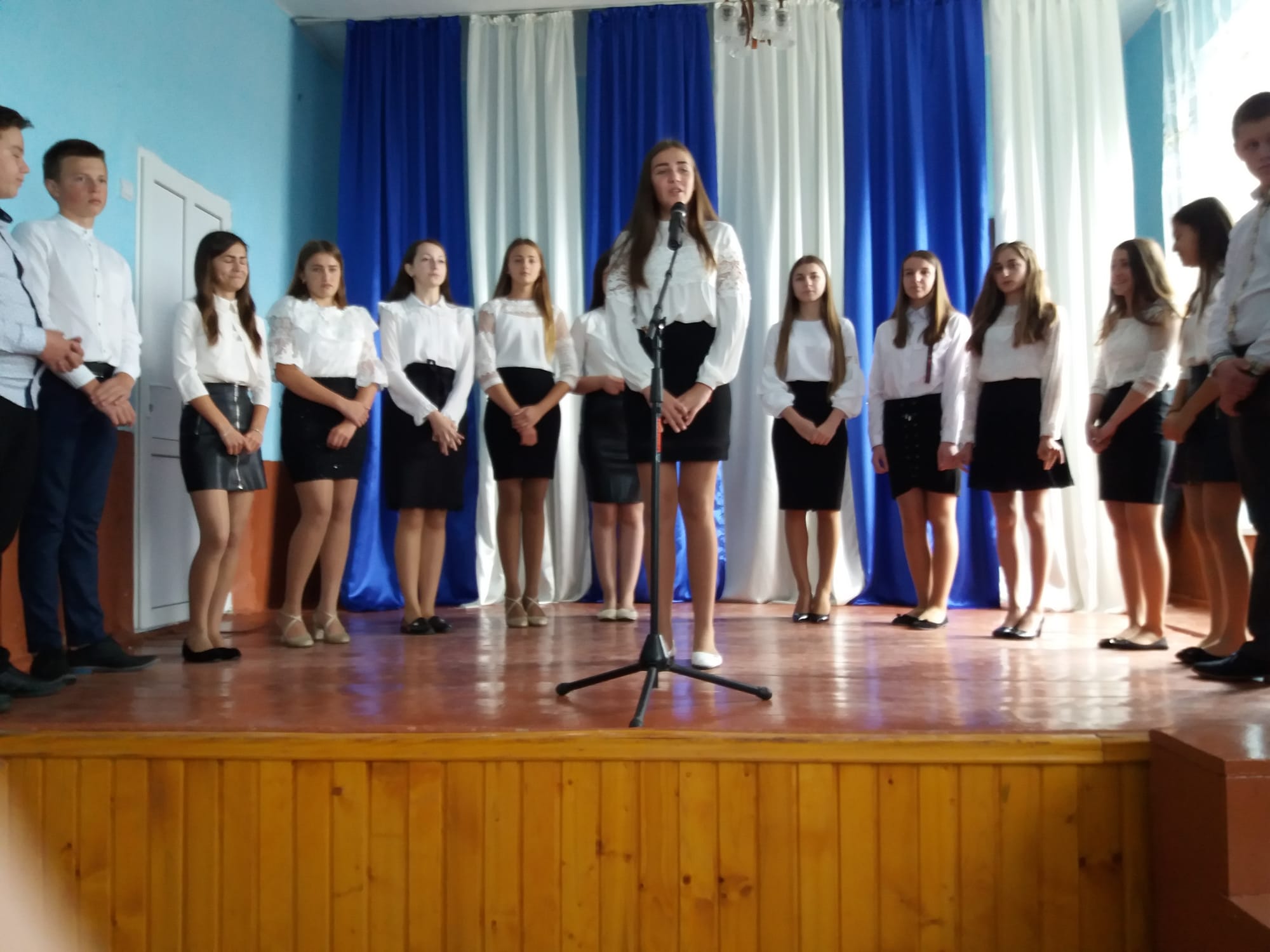 Святкова програма присвячена Дню захисника України.