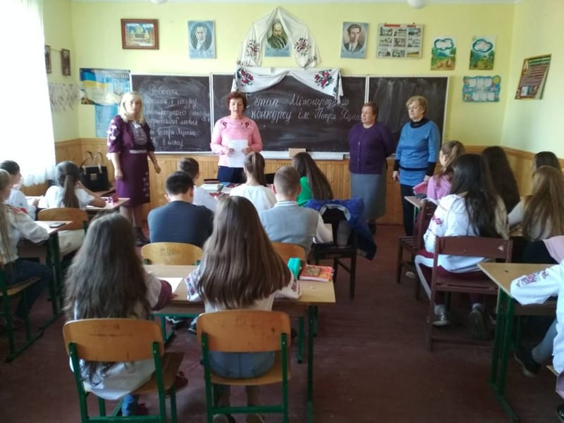 У Кричівській ЗОШ І-ІІІ ступенів пройшов І етап міжнародного конкурсу знавців української мови ім.Петра Яцика.