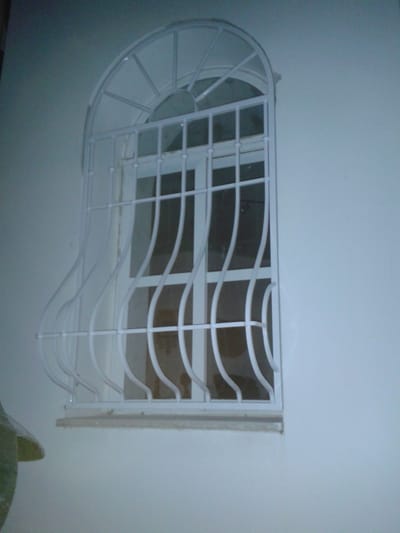 התקנת סורגים