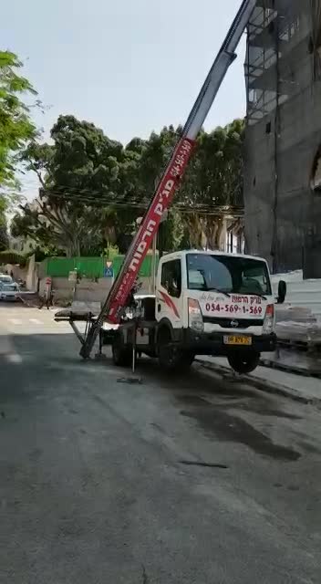 הרמה לגובה חומרי בניין בגיבעתיים