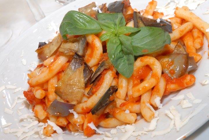 Casarecci alla norma