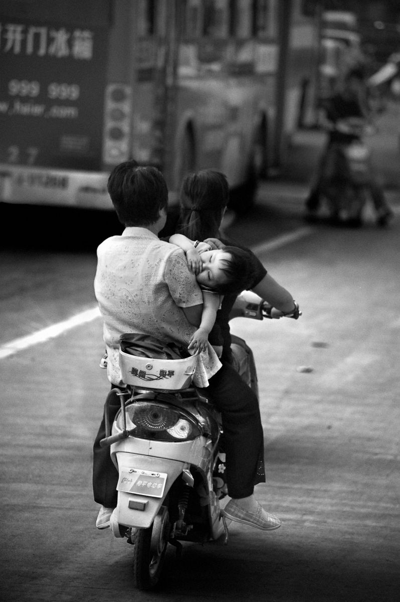 Christophe Lecoq - La sieste à deux roues, Chine