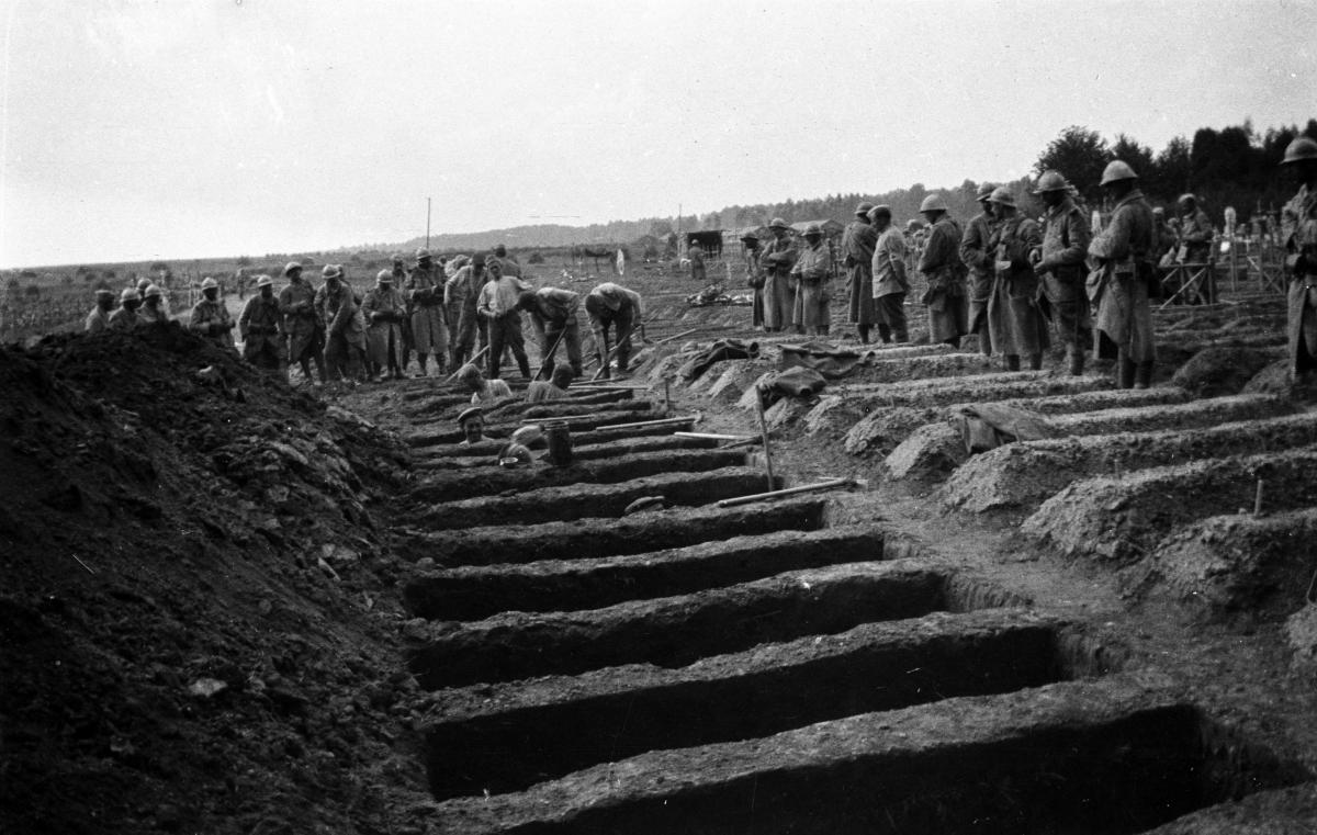 Frantz Adam - Fritz creusant des tombes pour nos victimes du futur combat auquel nous allions prendre part, Somme 1916