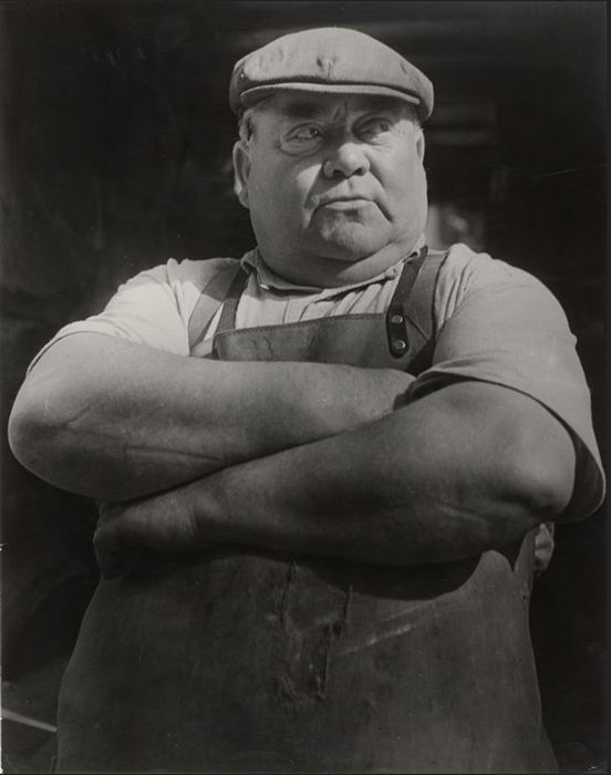 Brassaï - Fort des Halles, Paris 1939