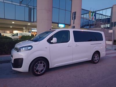 Servizi di transfer ed Escursioni image