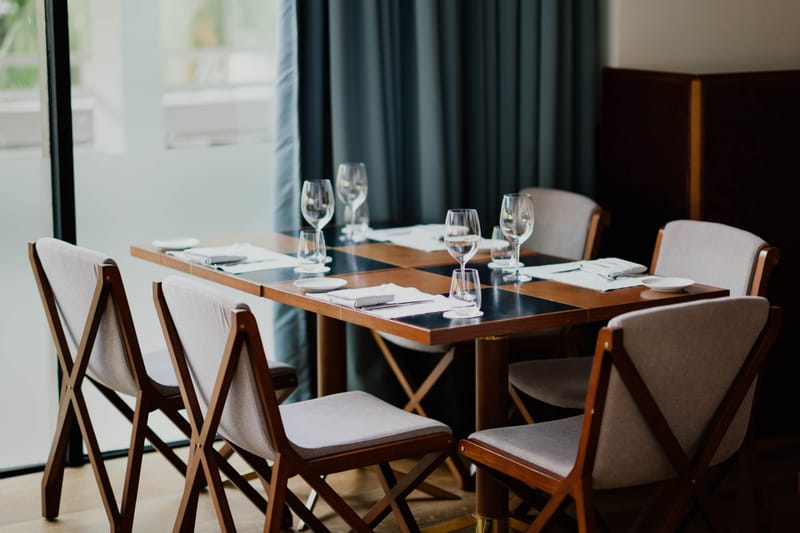 I Gave my Parents an Oak Dining Table from an Online Shop in Singapore