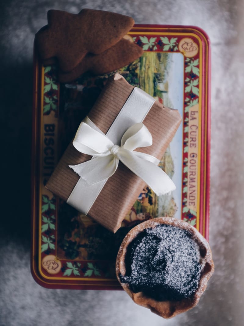 9 Unisex Gifts Ideas for Christmas