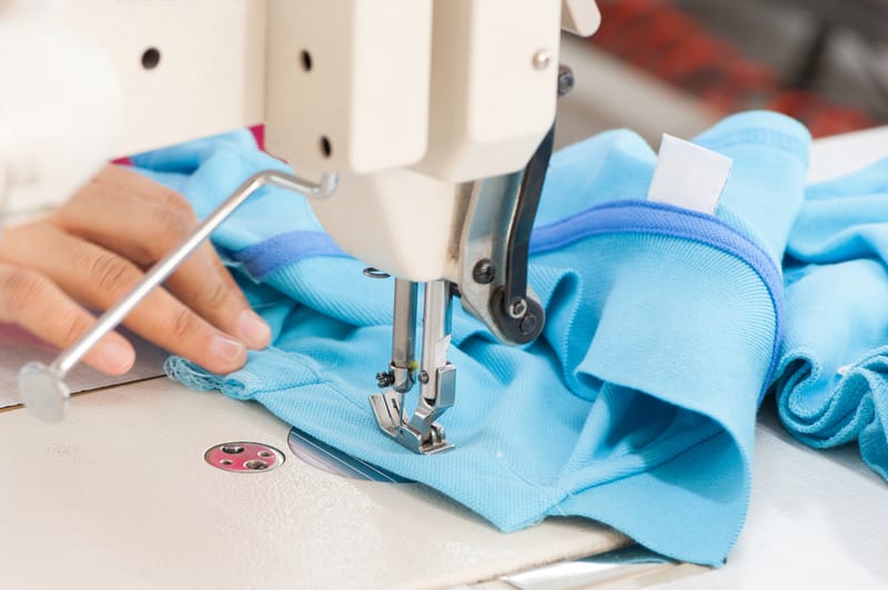 6 Questions to Ask to Clothing Manufacturers