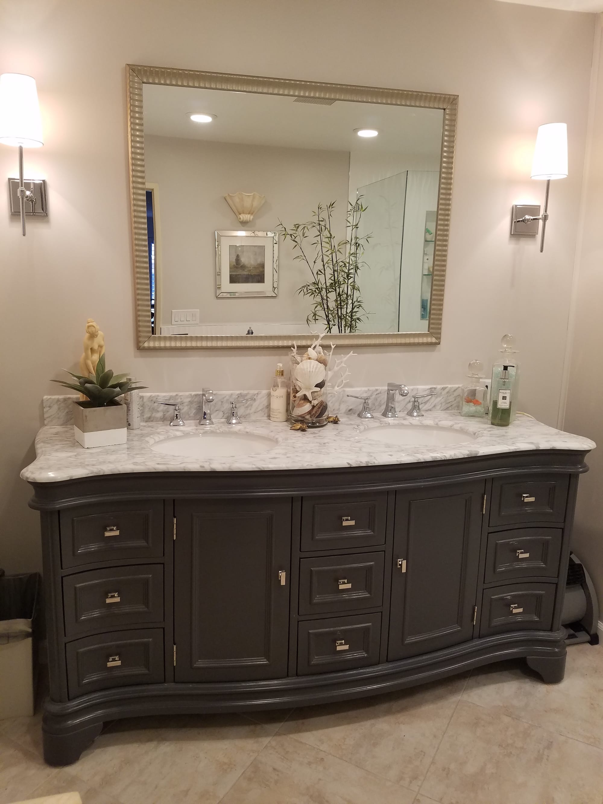 Popular Bathroom - Ron & Helen 91602