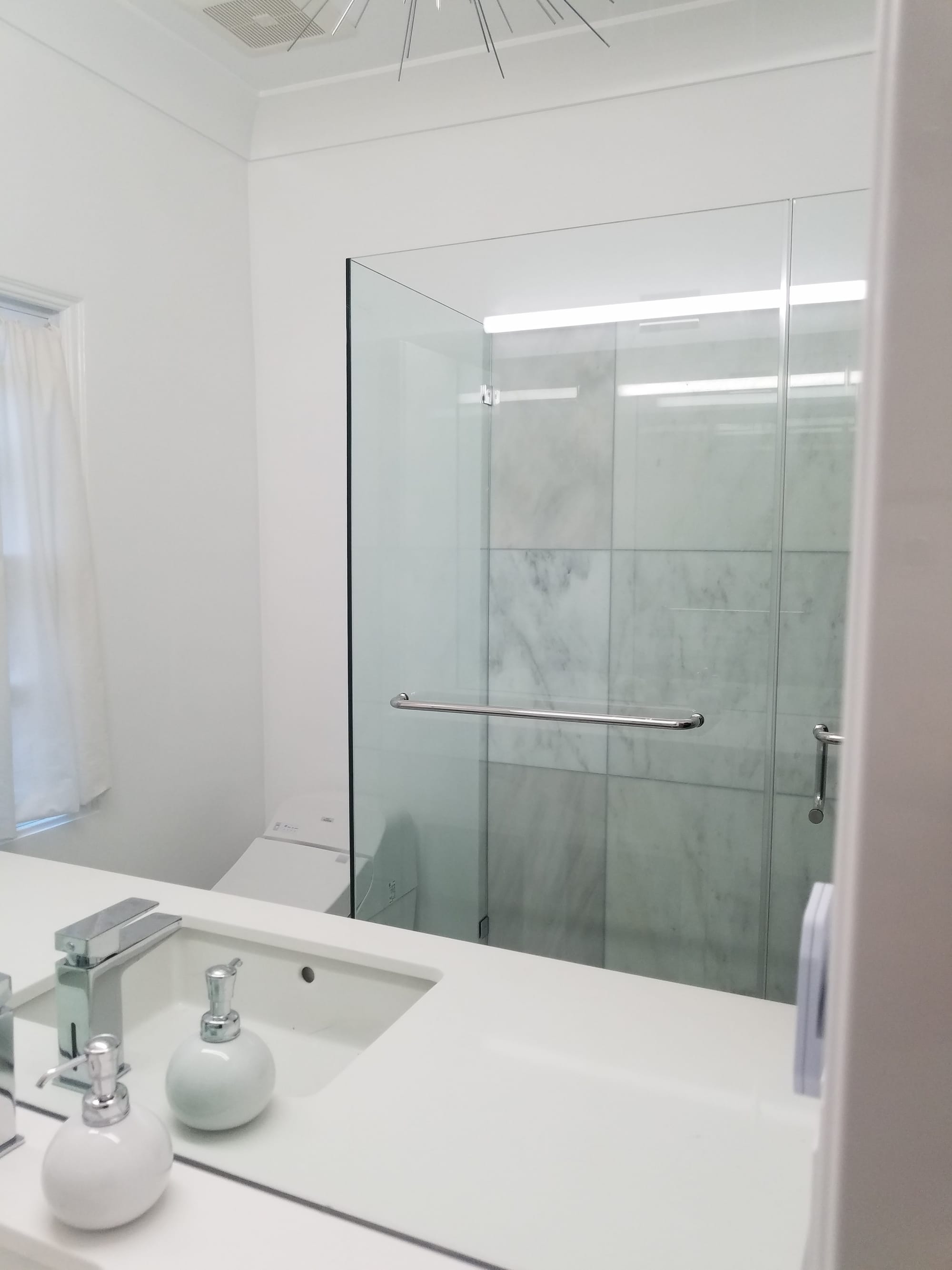 Popular Bathroom - Mark S. 1/2019 90068 - LA