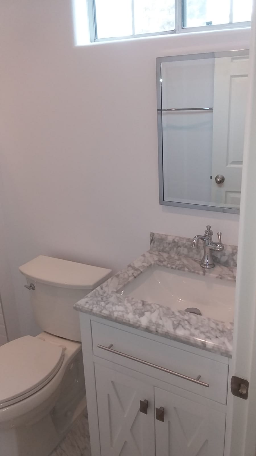 Popular Bathroom - Toluca Lake 91602