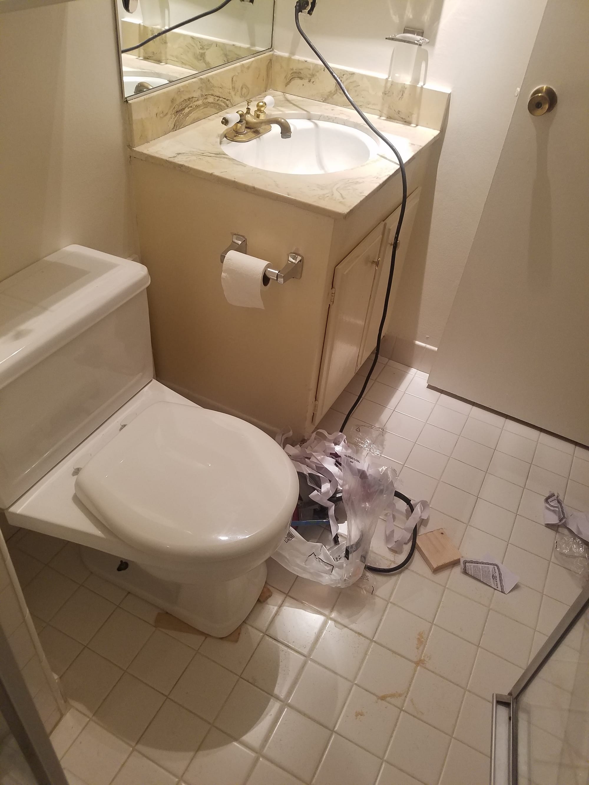 West Hollywood Bathroom BEFORE Remodeling - 90069