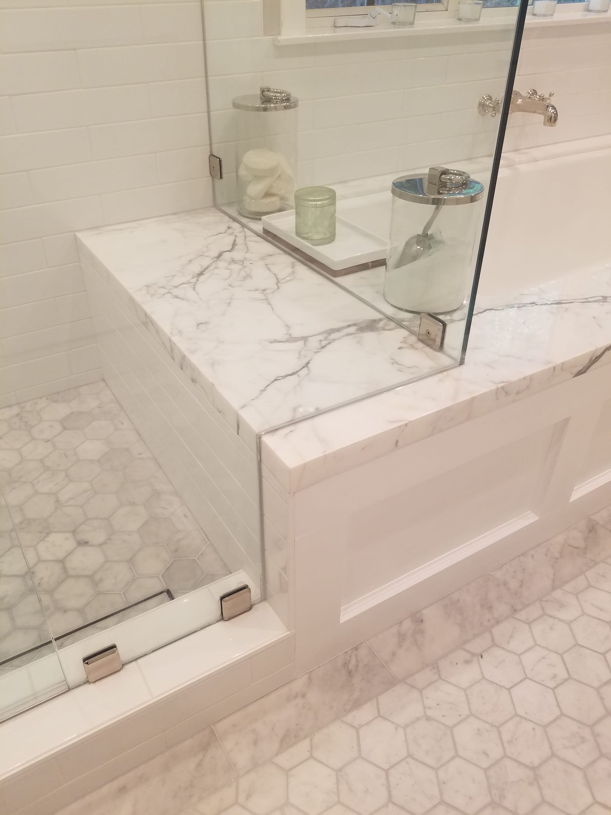 Tarzana Master Bathroom - 91356