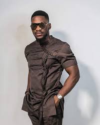 #BBNaija: Tobi's Dad And Mum Hugged And Kissed Cee-c At The Airport