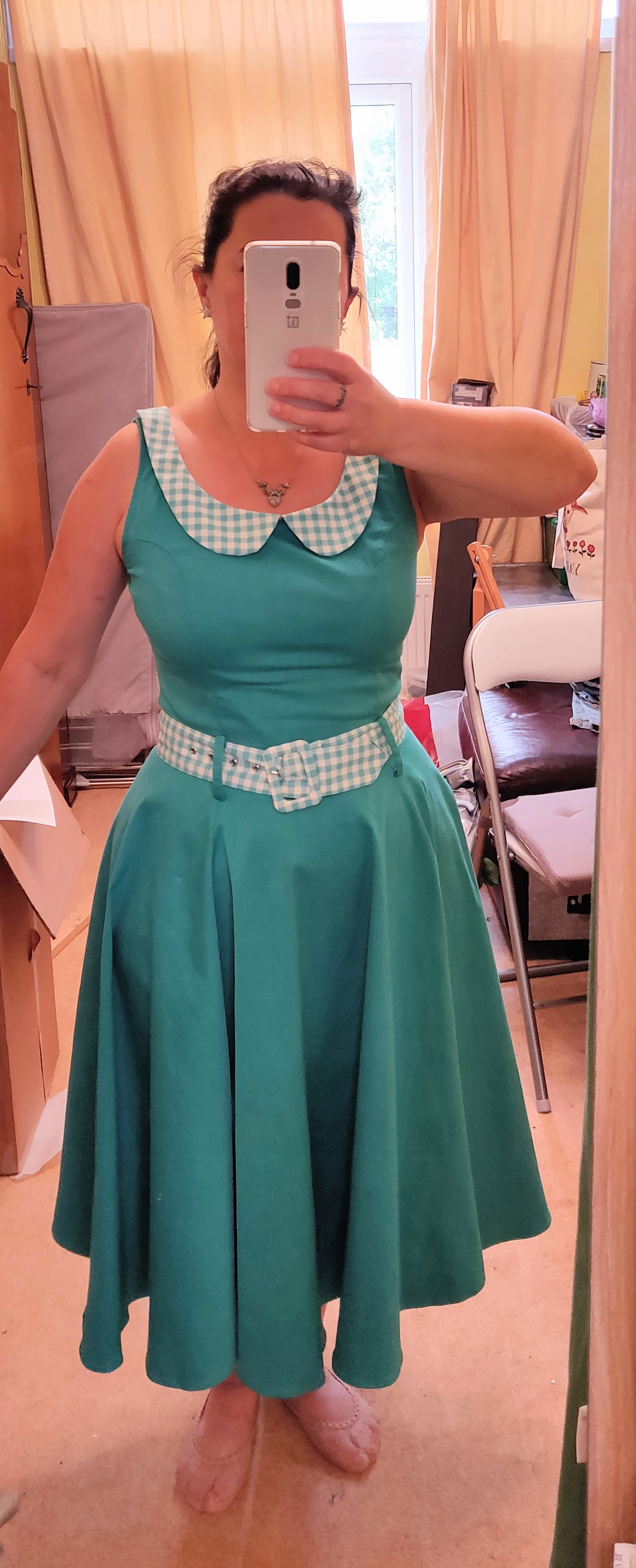 Collectif Kitty Dress in green