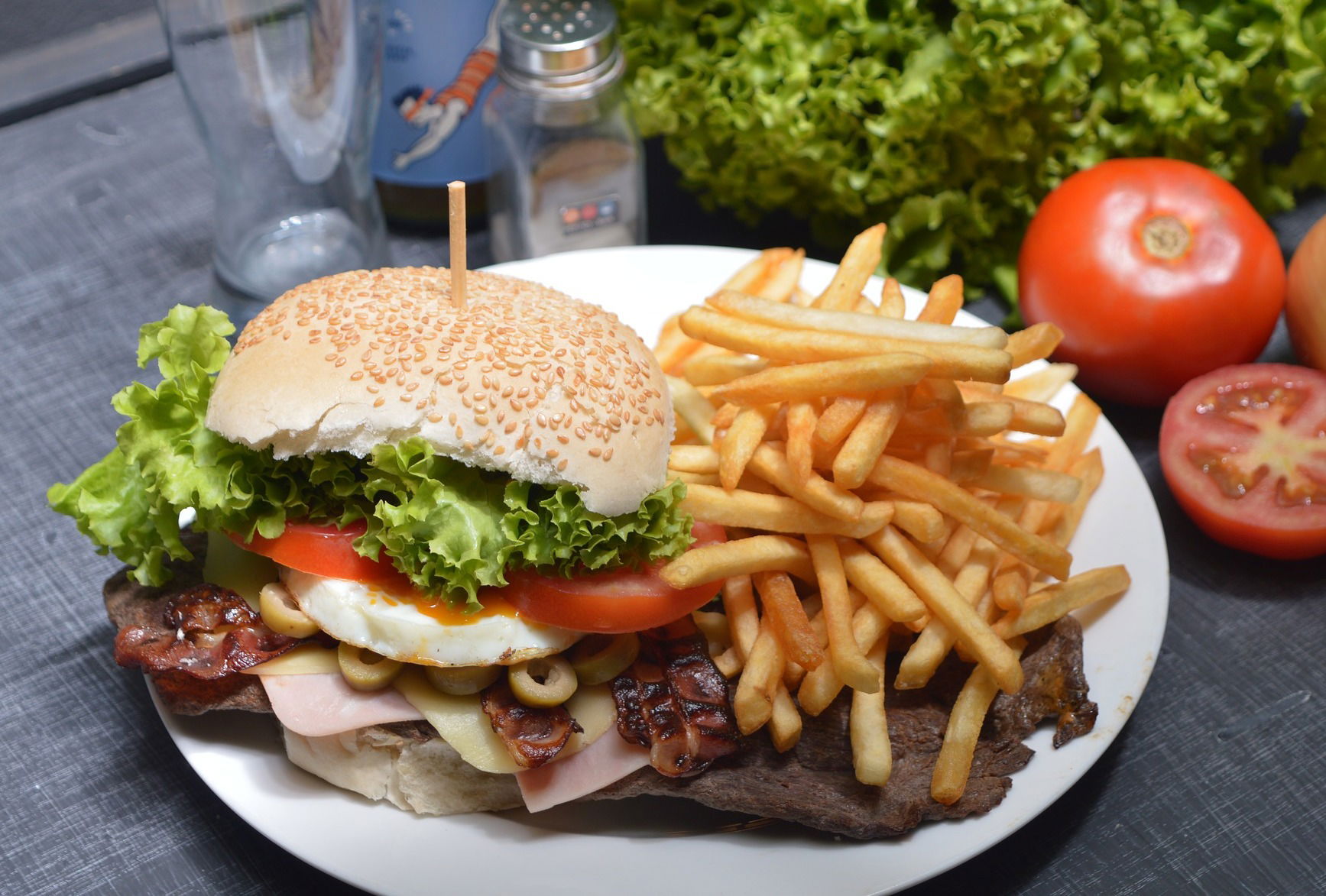 ROLAND'S BEEF BURGER, Hollywood, Los Angeles