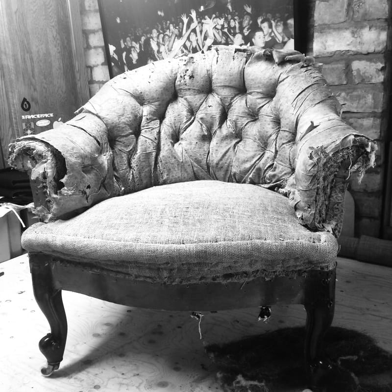 TRADITIONAL UPHOLSTERY