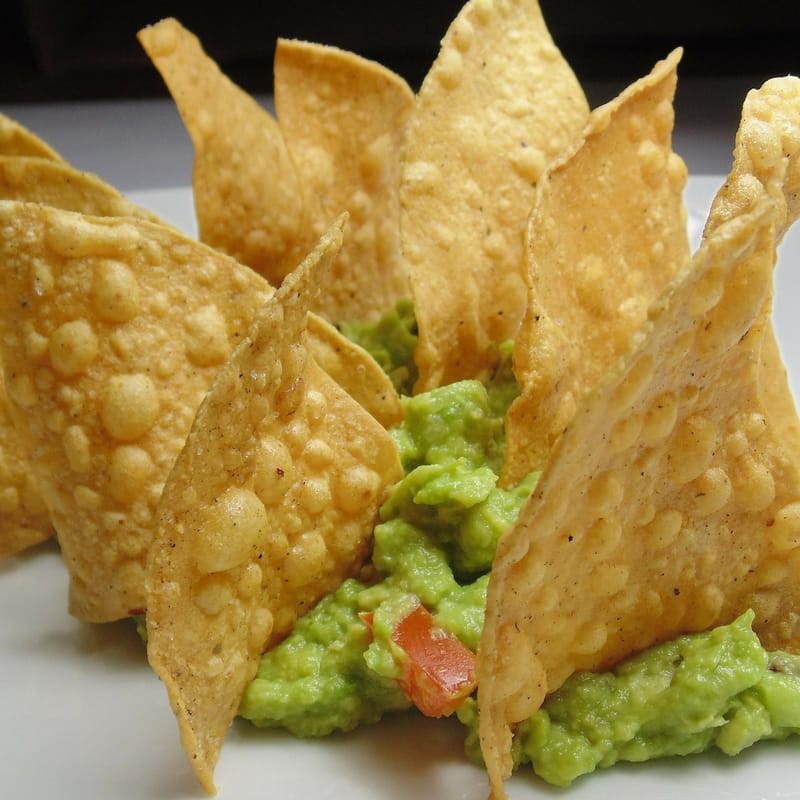 NACHOS in Green Sauce