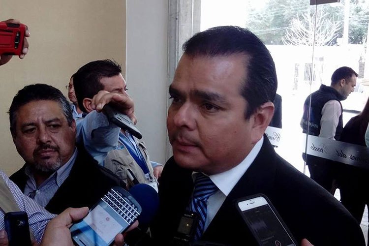 Enrique Rivas: MÁS VALIÓ AQUÍ CORRIÓ QUE AQUÍ QUEDO…