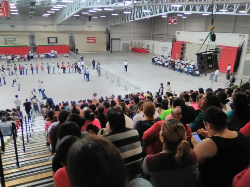 Entrega de becas municipales en Nuevo Laredo, sin tarjeta y muy demoradas