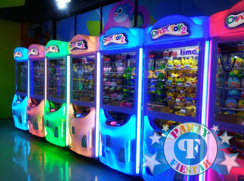 My Son’s Enjoy His Birthday As He Play The Claw Machine Rental