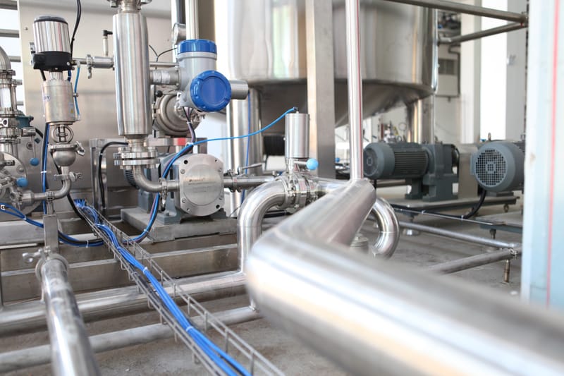 6 Tips for Choosing a Commercial Piping Contractor