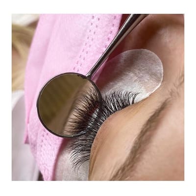 מהי הלחמת ריסים? image