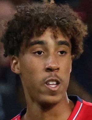 Real Madrid supports its defensive line