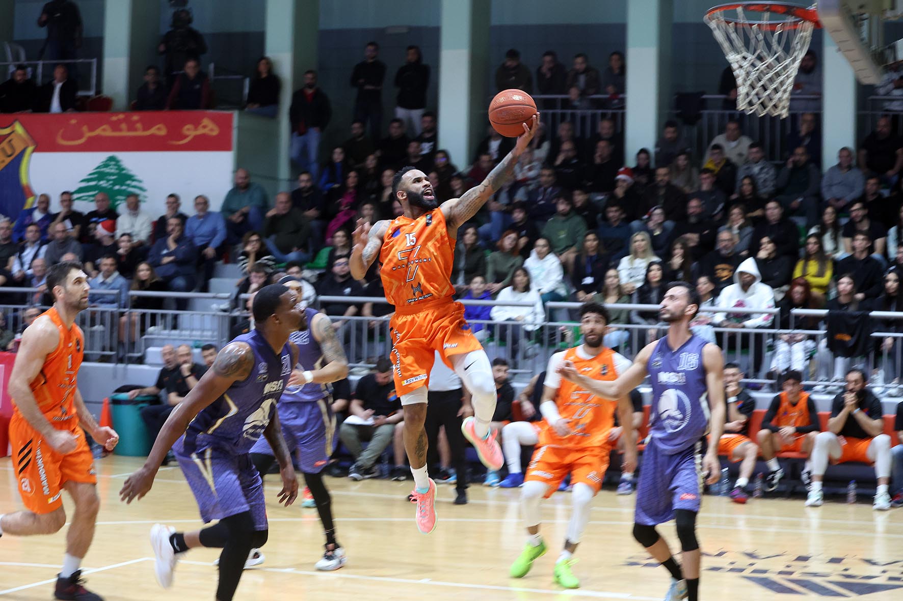 ان.اس.اي. يحقق فوزه الثاني في بطولة لبنان لكرة السلة على حساب هومنتمن