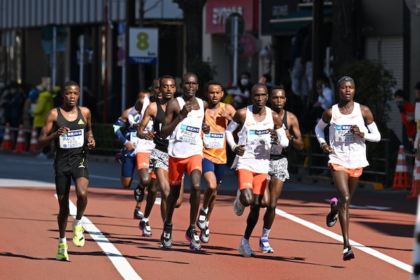 كيبروتو وكيبيدي يفوزان بماراتون طوكيو