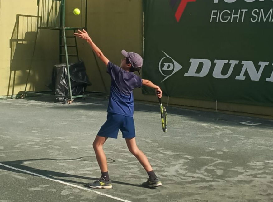 دورة نادي الكهرباء زوق مكايل بالتنس