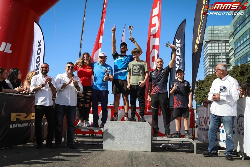 أليكس فغالي يحرز لقب المحترفين
في السباق الأول للنادي اللبناني للسيارات والسياحة