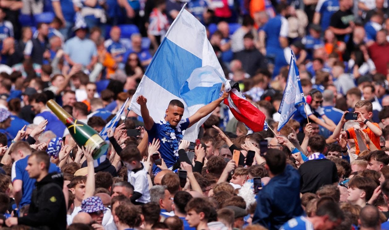 Ipswich Town returns to the English Premier League