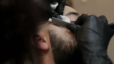 Benefits Of Using The Barber Straight Razor