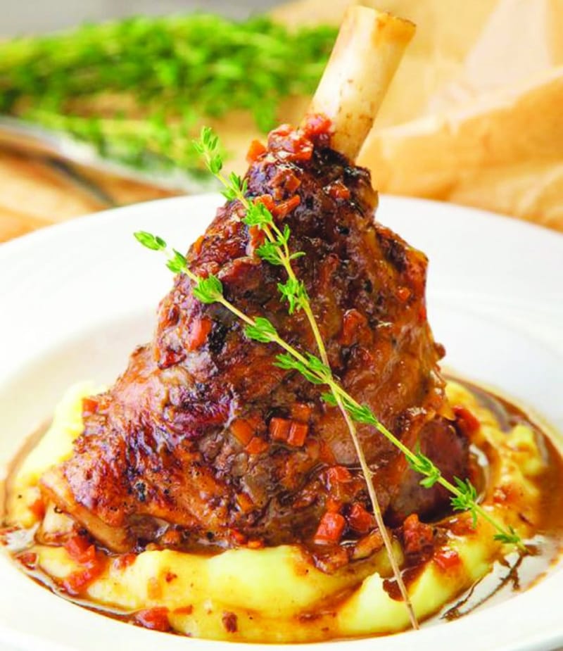Youvetsi ( Lamb shank)