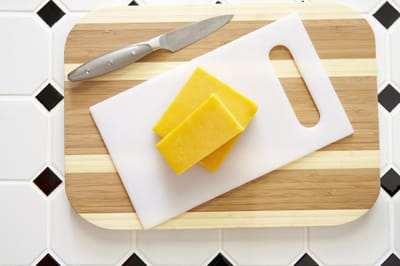 Wood vs. Plastic cutting boards