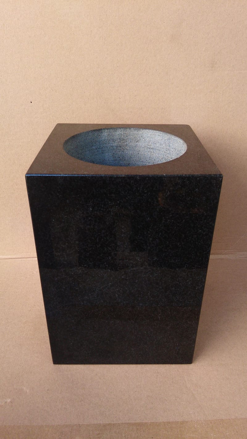 Square URNS