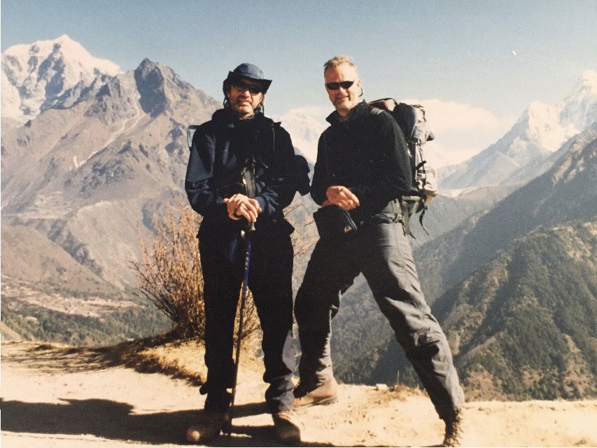 EVEREST BETWEEN GEORGE AND ME NEAR NAMCHE BAZAAR