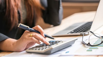 Factors to Consider When Finding the Best Online Bookkeepers Company image