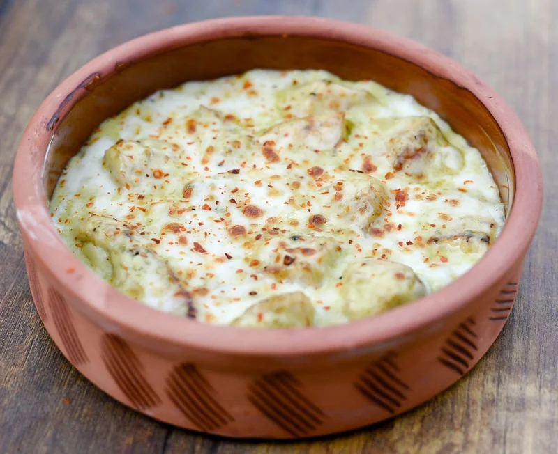 طاجن دجاج بالبيستو