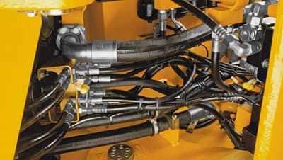 How to Identify and Replace a Leaking Hydraulic Hose